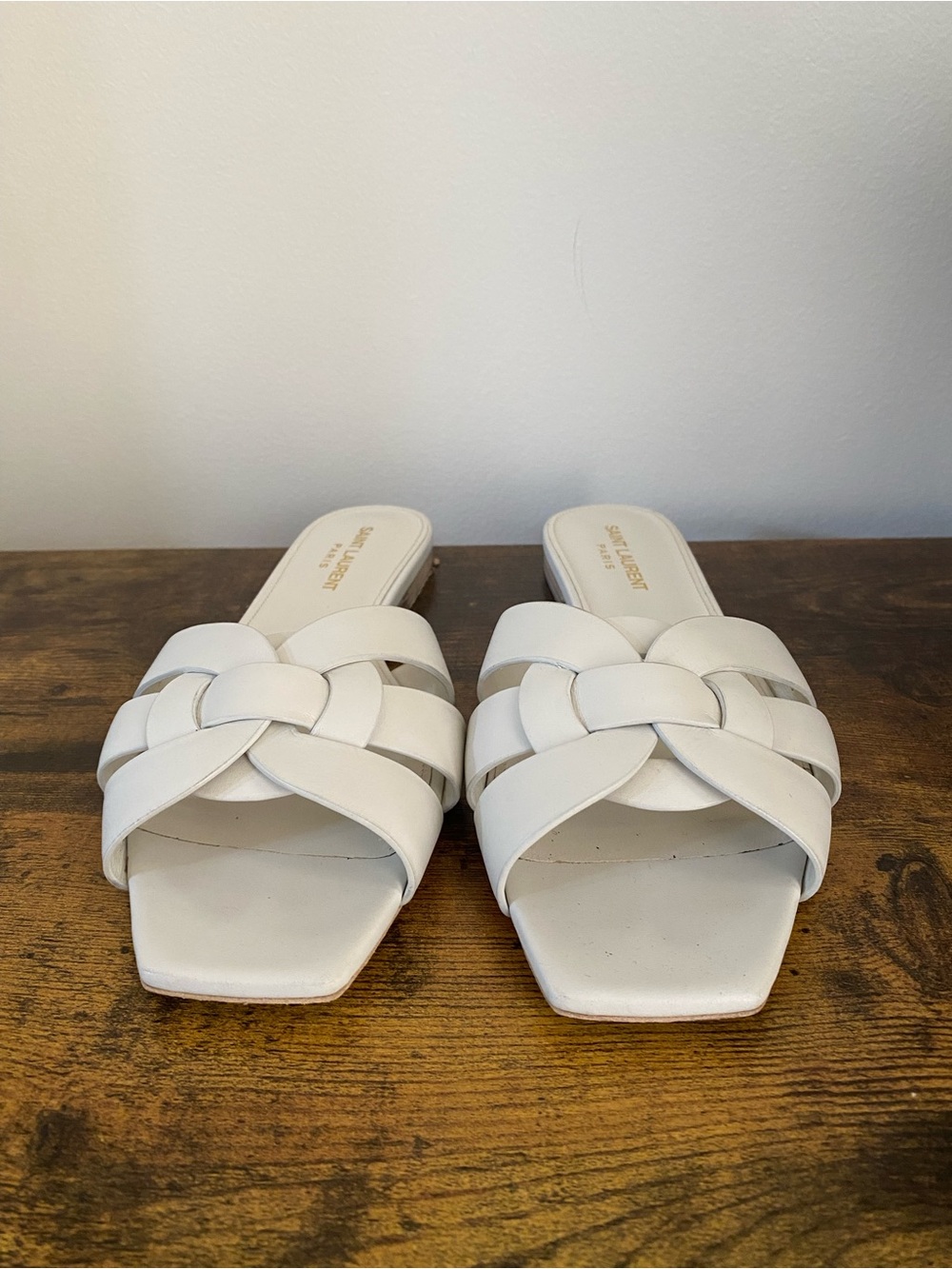 Saint Laurent White Nu Pieds Sandals (38.5) - Picture 2 of 8
